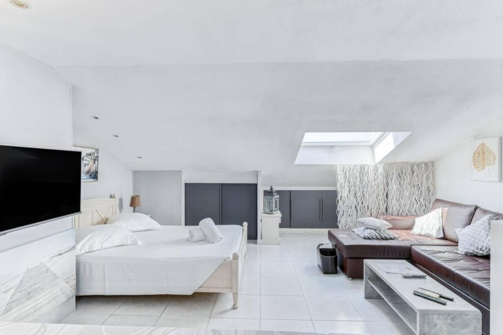 Image of C009-Duplex avec vue sur mer et piscine