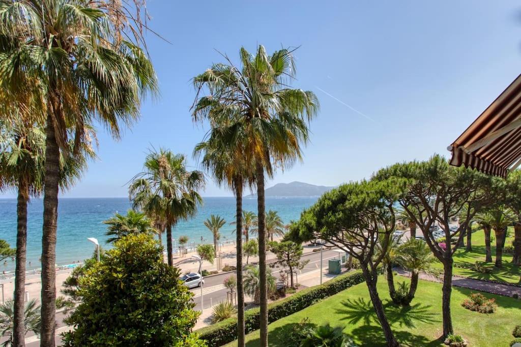 Image 5 of C4 – 1 BDR Facing Sea & Beach – Parking, Tennis & Wifi