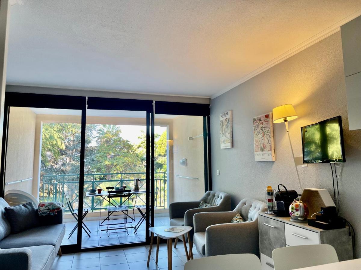 Image 3 of CANNES Appartement Duplex Piscine VUE Mer WIFI PARKING CLIM