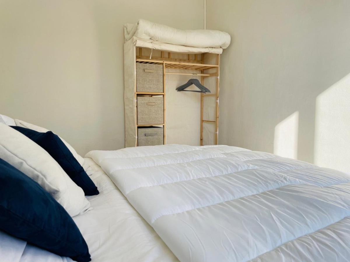 Image 6 of Cannes Conseil Immo – Proche du port, logement 4 personnes climatise cha