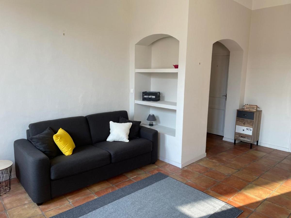 Image 4 of Cannes Conseil Immo – Proche du port, logement 4 personnes climatise cha