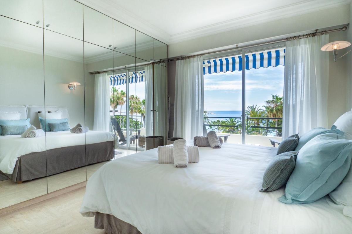 Image 1 of Cannes Croisette Superbe 3P front de mer