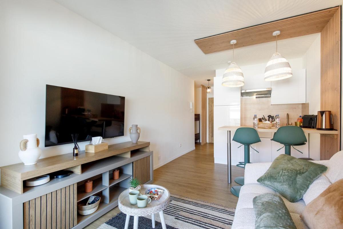 Image 4 of Cannes proche Croisette et palais magnifique appartement 4 couchages