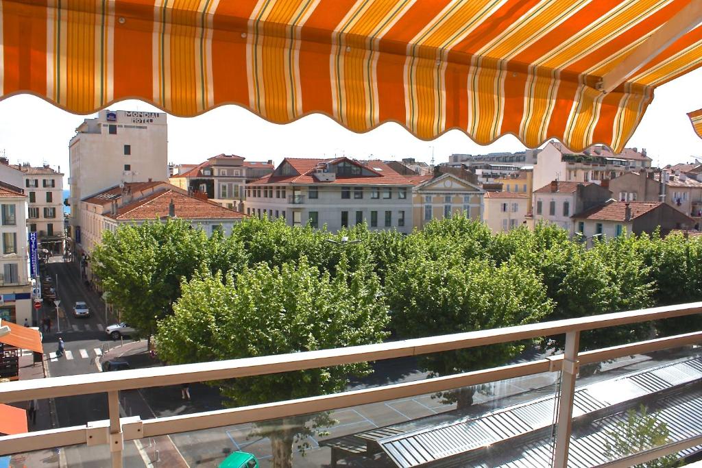 Image of Citilet 6 Bright, open-plan with large terrace
