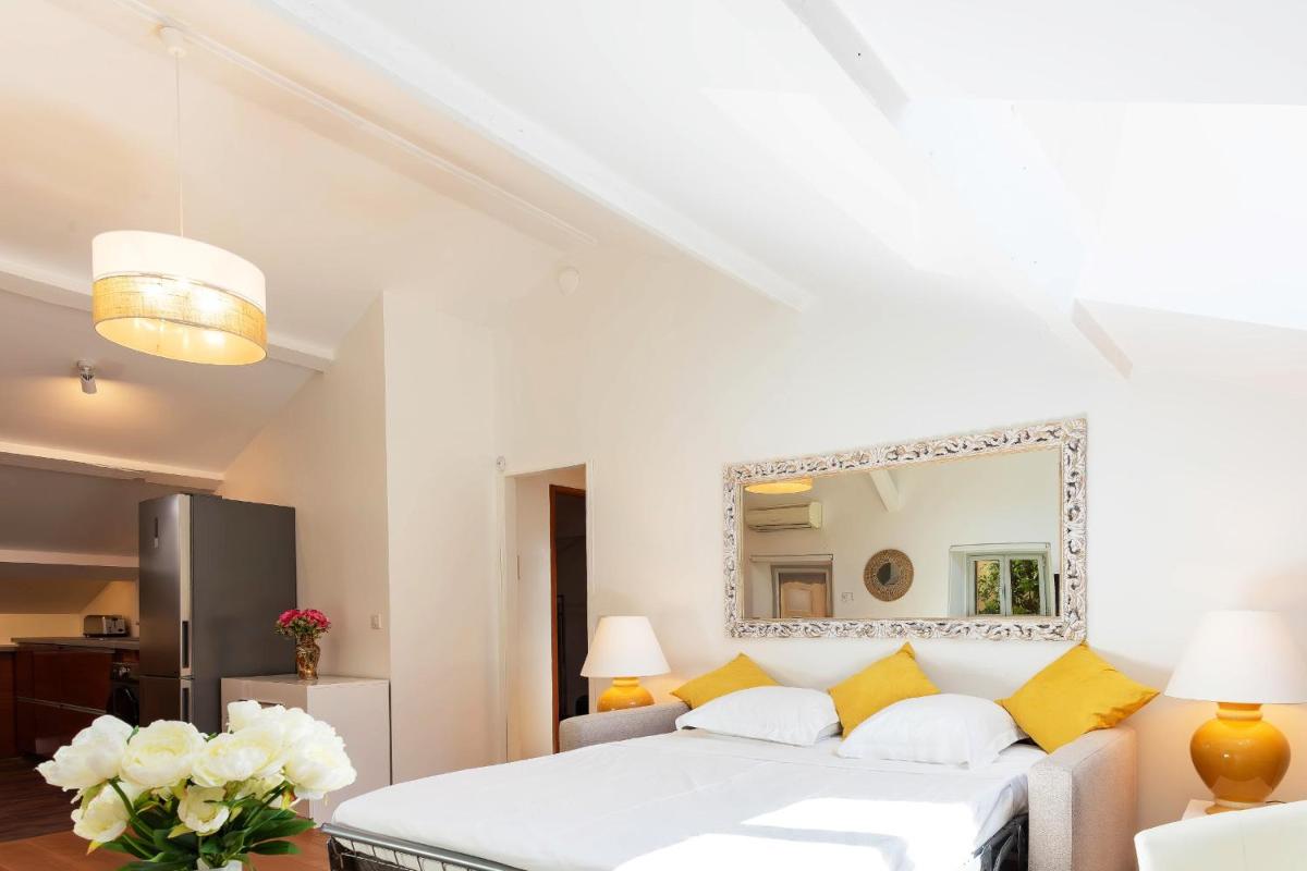 Image 6 of Elegant 1-Br apartment 3 minutes from la Croisette