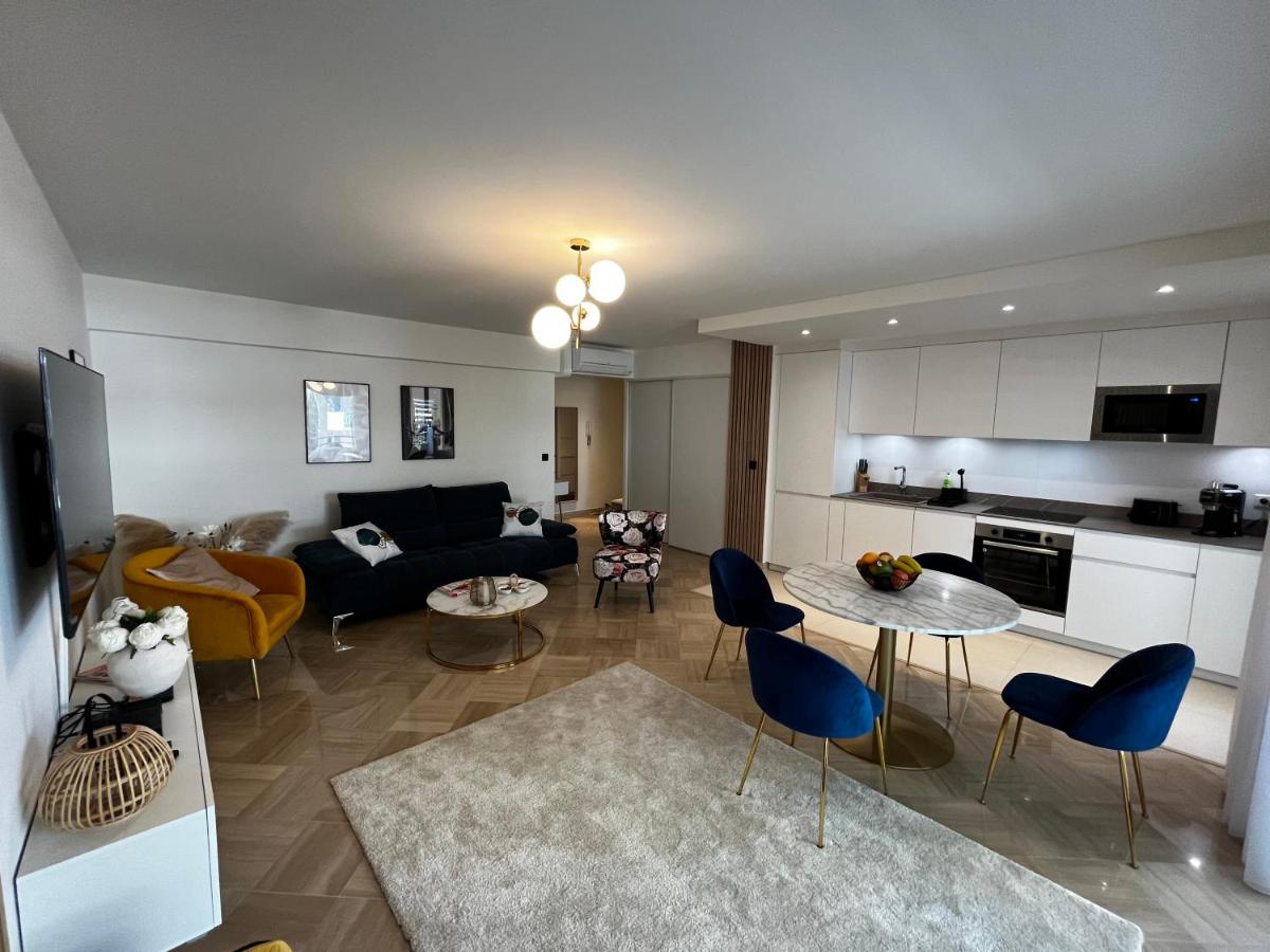 Image 3 of Elegant apartment close to Croisette and Palais de Festival with garage
