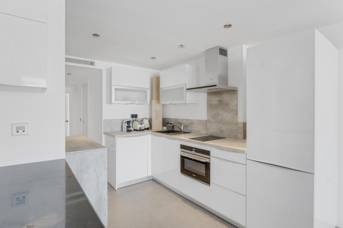 Image 6 of F2 Palm Beach – Pointe Croisette