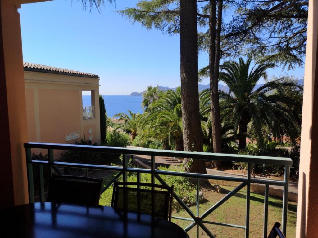 Image of Flo & Rose Azur – Duplex vue mer terrasses piscine jardins parking
