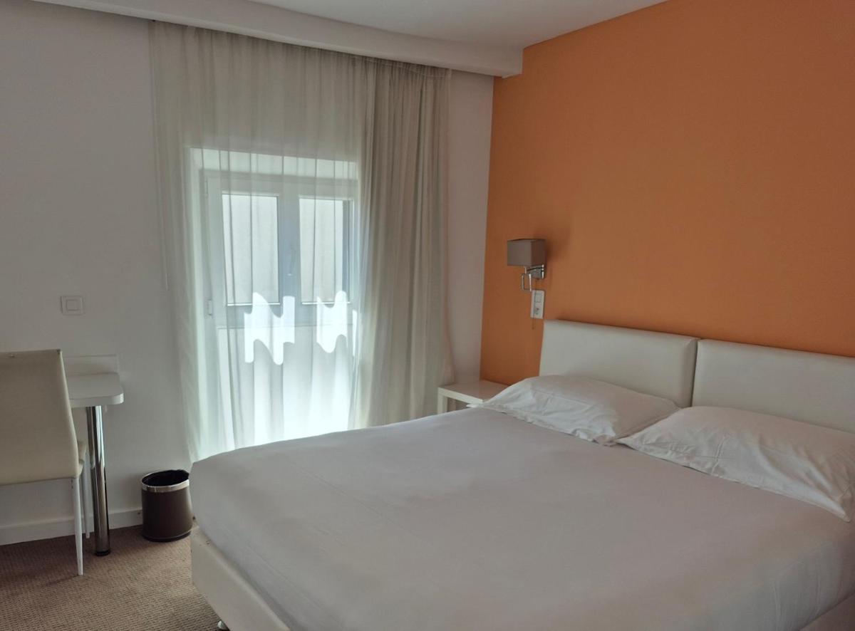 Image 5 of Hôtel Ligure