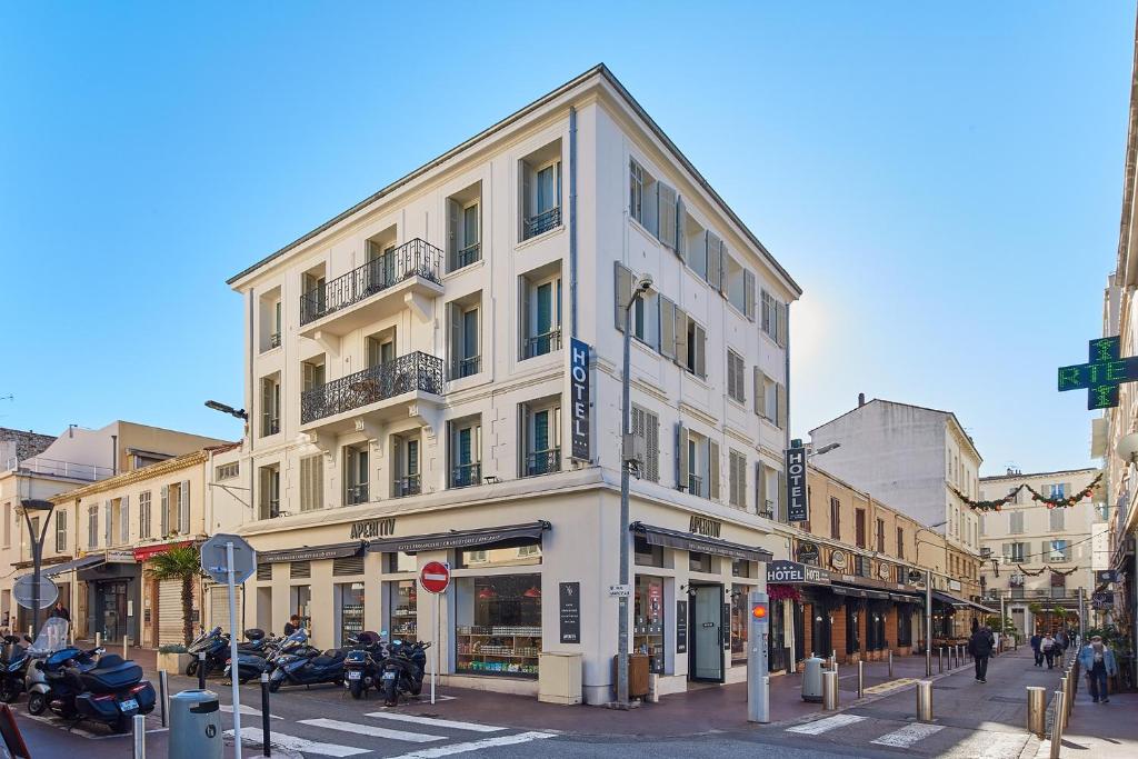 Image of Hotel des Congrès et Festivals