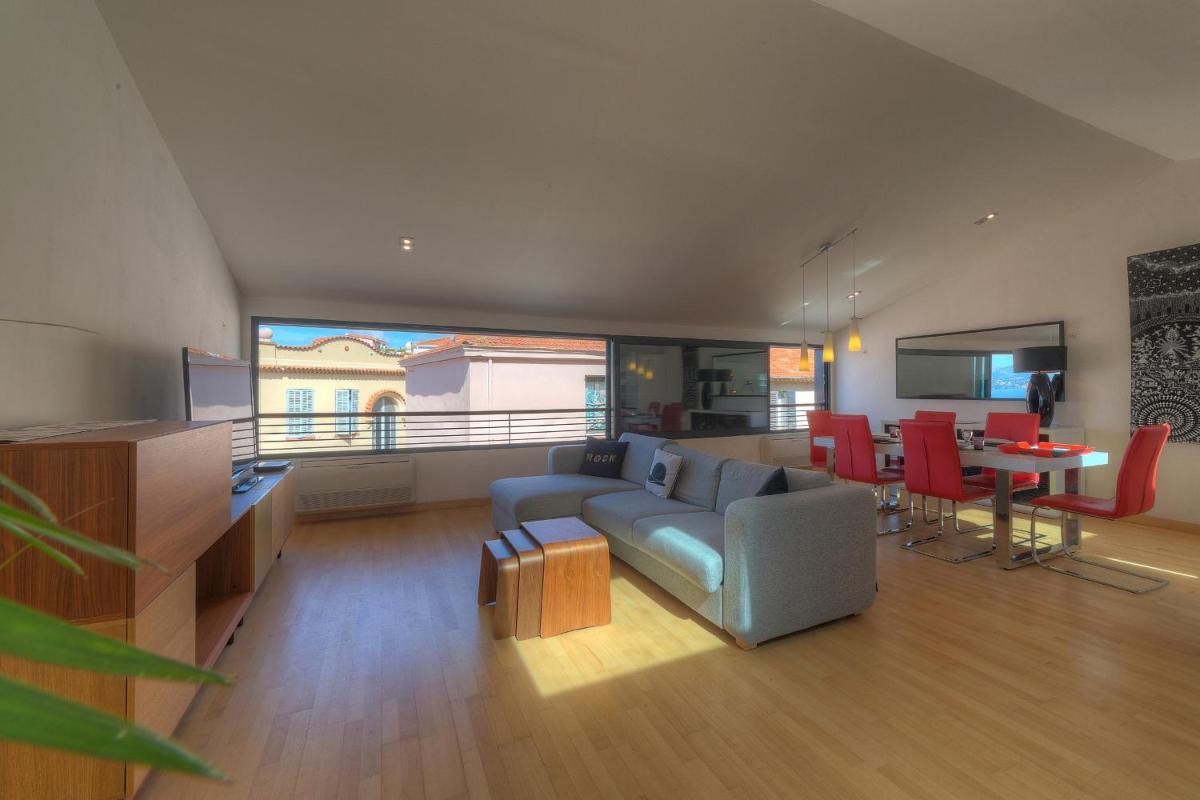 Image 5 of IMMOGROOM – Beautiful duplex – Sea view – Quiet – AC – Wifi – Garage