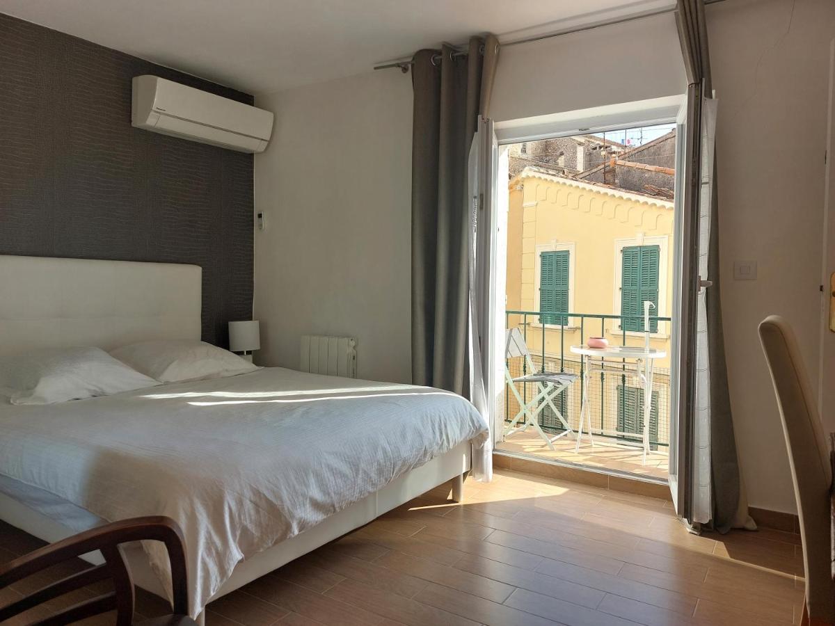 Image 1 of In the hart of old Cannes – Place du Suquet – 2 Min Walking distance from Palais de Festivals and Beaches