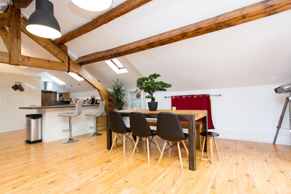 Image 5 of LB Vacation Rentals I Big Loft 107m2, 10min Walk to Palais des Festivals