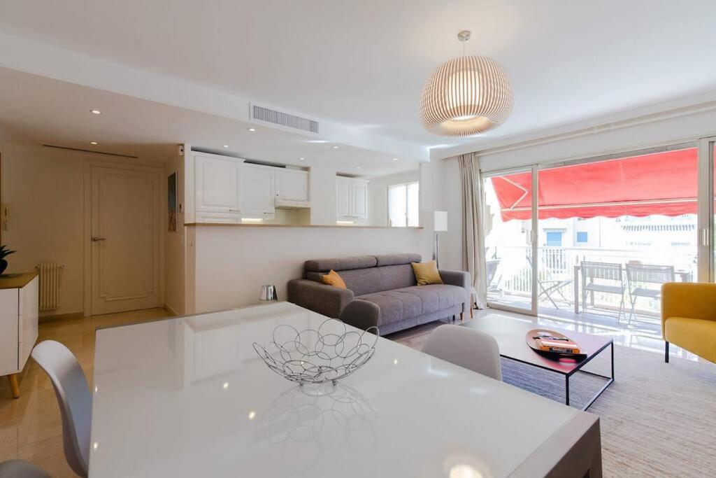 Image 5 of LE CORAIL spacieux avec beau et ample balcon, au centre, idéal pour familles et petits groupes