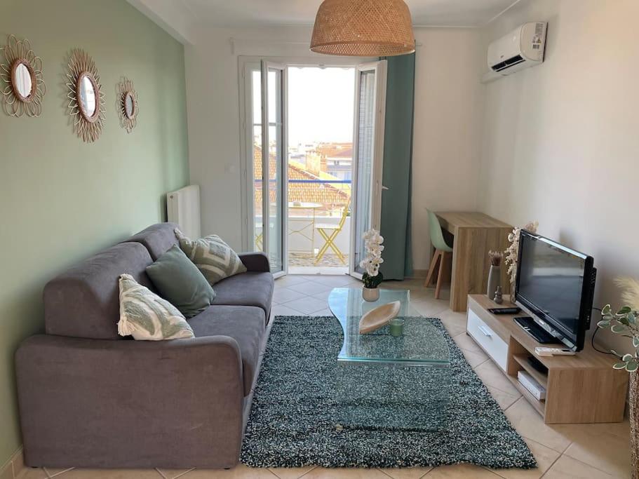 Image 4 of Magnifique appartement 2p à Cannes avec vue mer