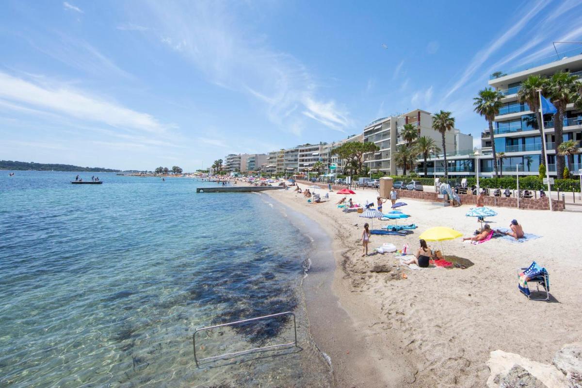 Image 5 of Modern apartment 2 bedrooms quiet terrace in a palm beach area, 30 meters from seaside