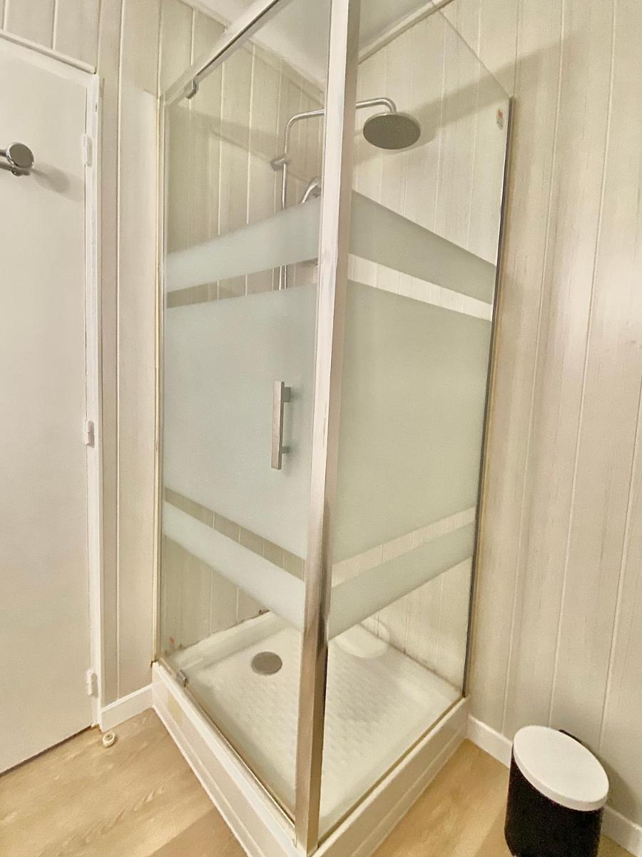 Image 3 of PACA Properties 57A – Studio cosy