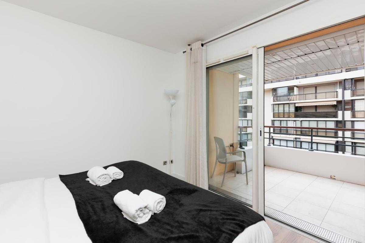 Image 1 of Pavillon Riviera YourHostHelper