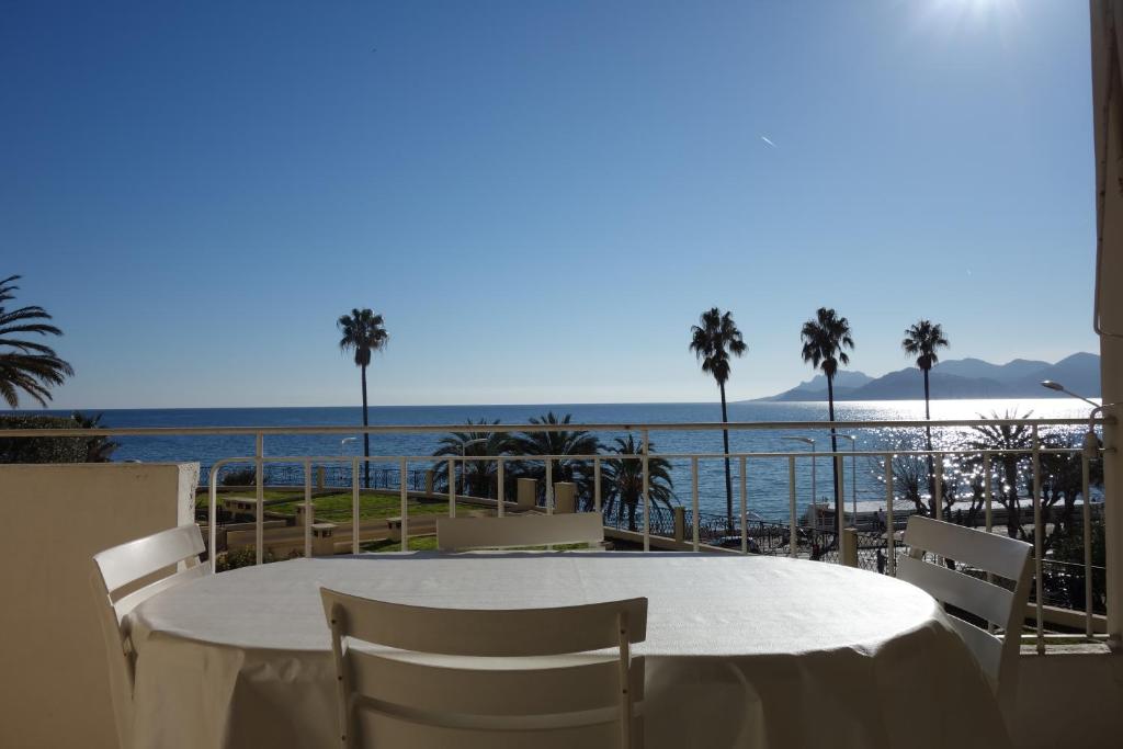 Image of Rocamare 2, by Welcome to Cannes
