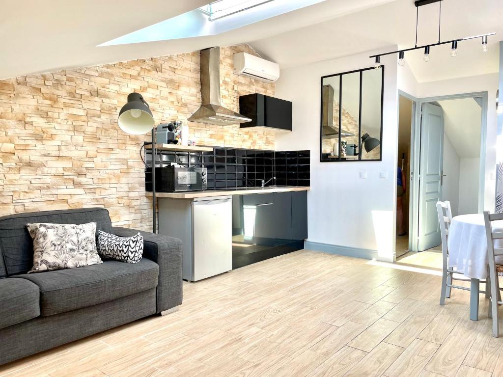Image of Safari apartment in heart of Cannes and beaches