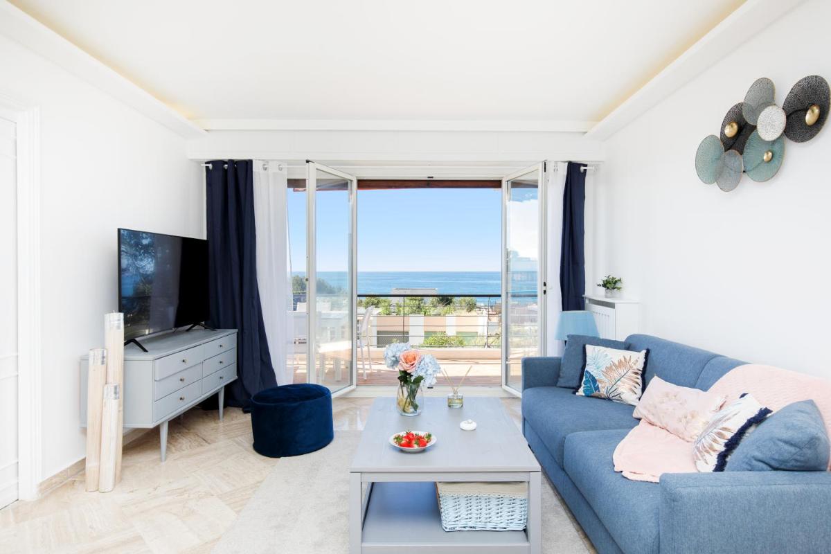 Image 5 of Suite Riviera – Sea View – Clim – 50M Plage – Residence de standing – Spacieux 180 M2 – Parking