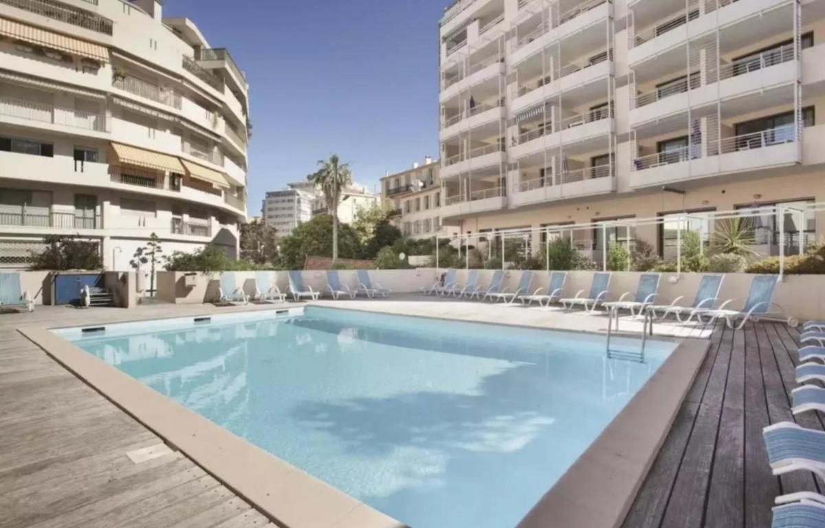 Image 3 of Très Bel Appartement Palais Festivals Plage Croisette Suquet