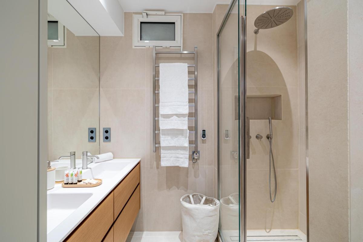 Image 2 of Two Bedroom Flat steps away from Croisette Cannes