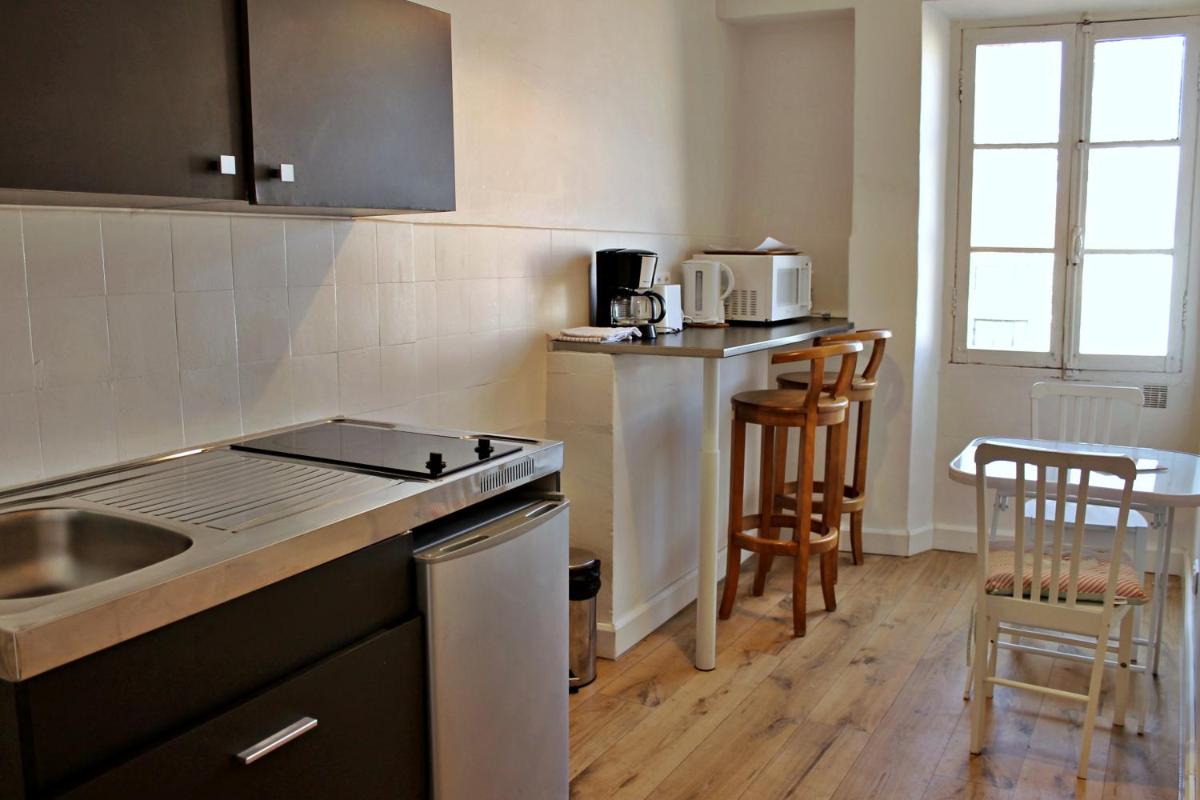 Image 2 of Viva Riviera – 10 Rue Commandant André