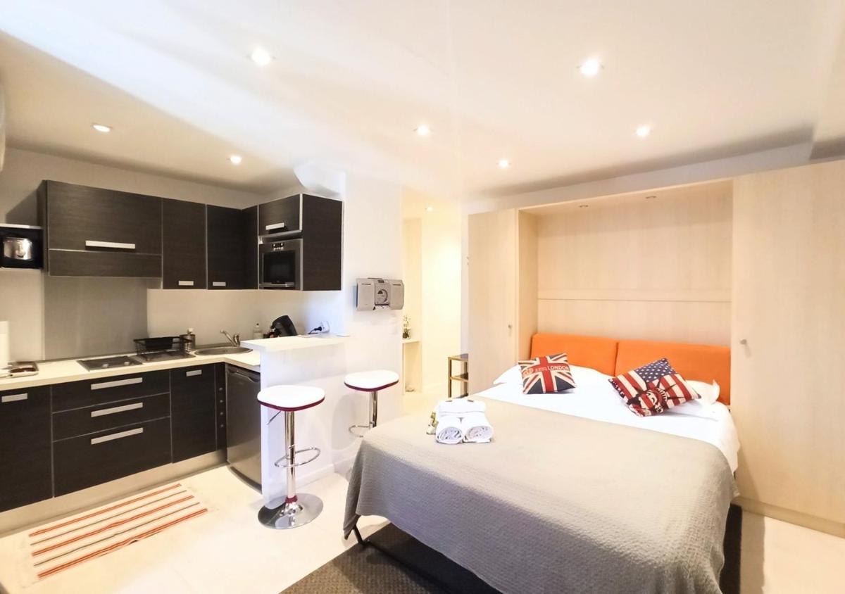 Image 3 of Viva Riviera – 19 rue des Frères Pradignac