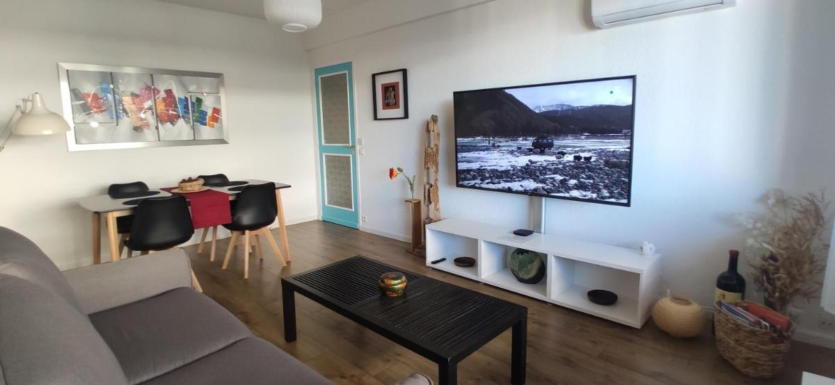Image 2 of apartment 50m from historic town 5min Beach Palais Croisette – Free private parking